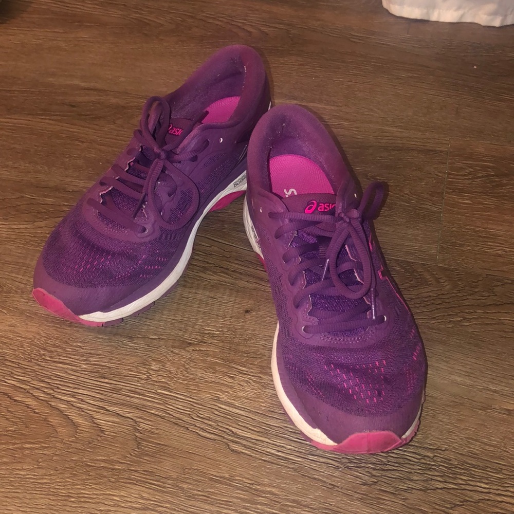 ASICS gel-kayano 24 running shoes
